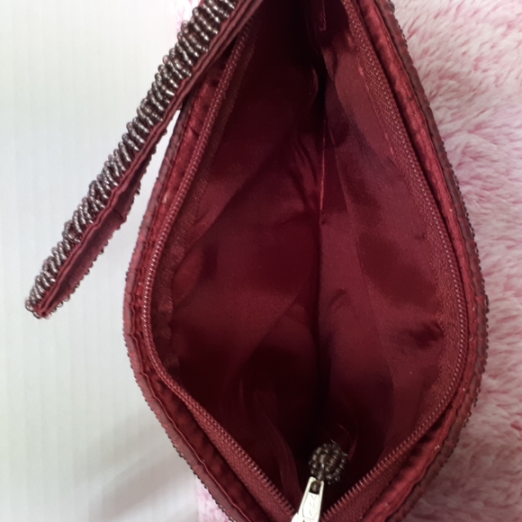 Vintage Beaded Wristlet - Picture 3 of 3
